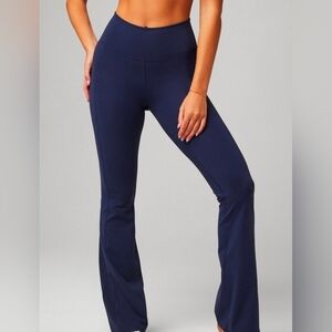 Fabletics Women's High Waisted Oasis Kick Flare Leggings  Deep Navy Size XXL/1X